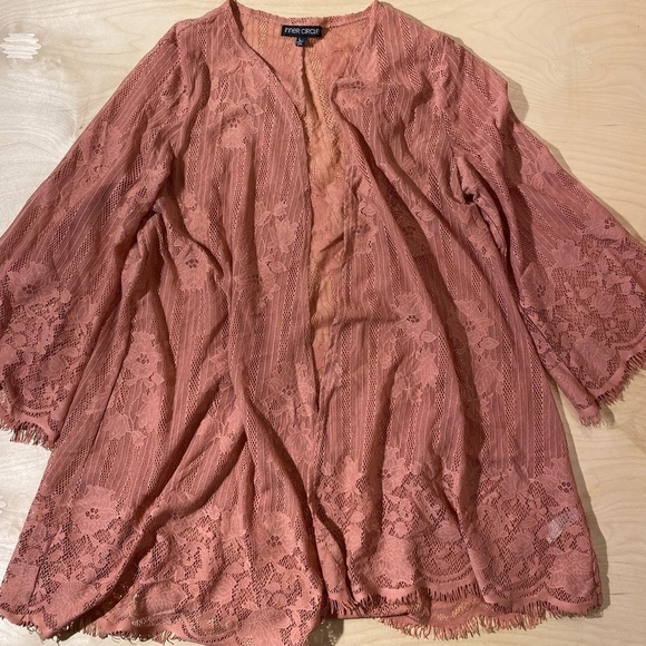 Inner Circle Lacy Cardigan size Large (HS) - Picture 3 of 8